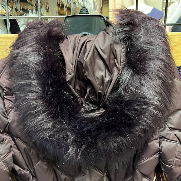 NWT,LAUNDRY BY SHELLI SEGAL DIAMOND QUILTED PUFFER JACKET,black plum - Picture 10 of 17